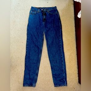 Size 6 Levi Mom Jeans
